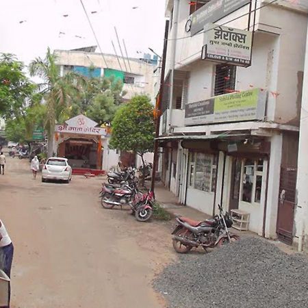 Hotel Mayur Restaurant Chandrapur Экстерьер фото