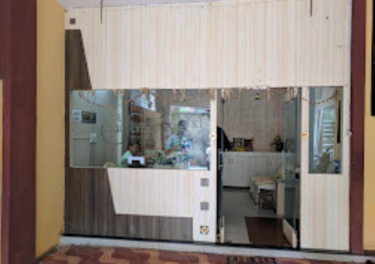 Hotel Mayur Restaurant Chandrapur Экстерьер фото