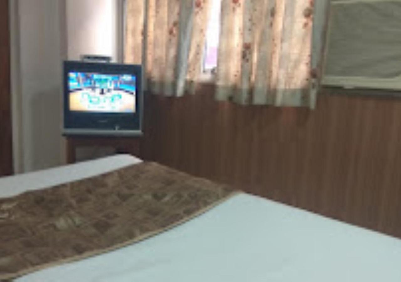 Hotel Mayur Restaurant Chandrapur Экстерьер фото