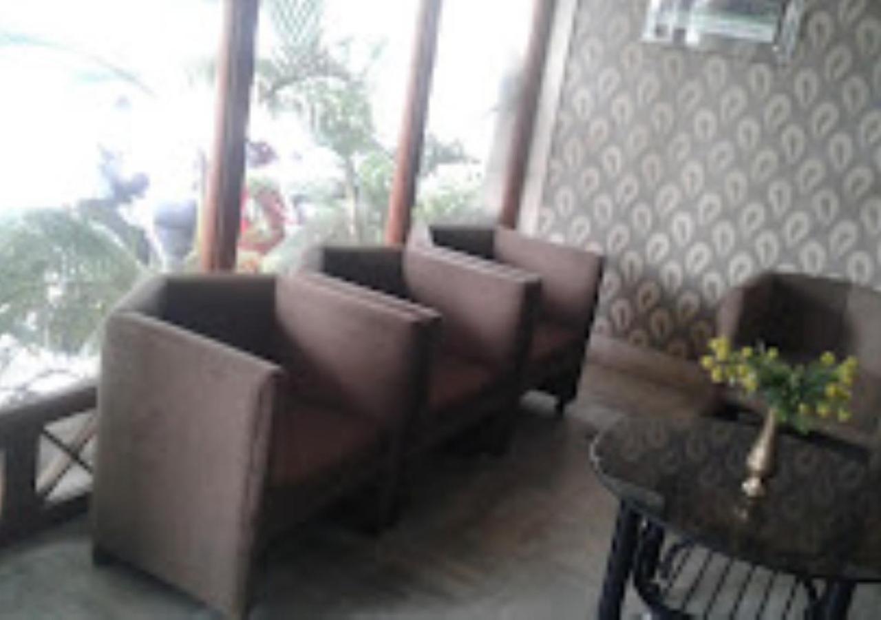 Hotel Mayur Restaurant Chandrapur Экстерьер фото